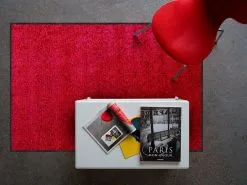 Salonloewe Fußmatte In Kirschrot -Salonloewe Verkäufe 86c16c0f9d8a22a31d432539e6f4aaf1
